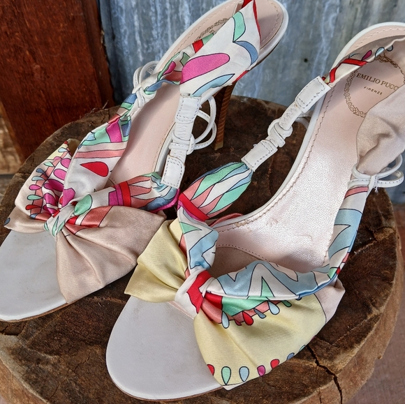Emilio Pucci Shoes - Emilio Pucci Colorful Patterned Heels SCARF BOW print Shoes 7.5 Womens Y2k